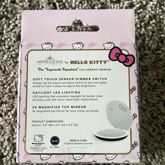 Hello kitty supercute signature led compact mirror - Picture 2 of 2